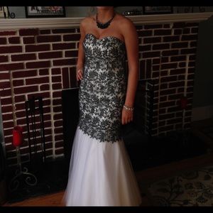 Faviana Glamour Prom Dress